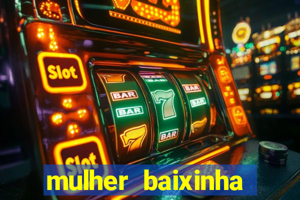 mulher baixinha transando com homens altos