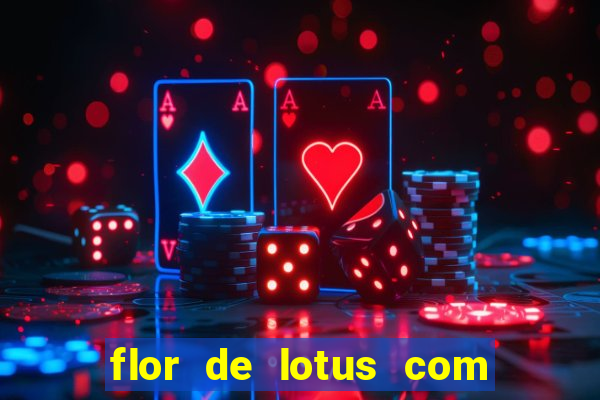 flor de lotus com lua tatuagem